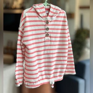 Old Navy girls striped casual hoodie, Henley size 6 small